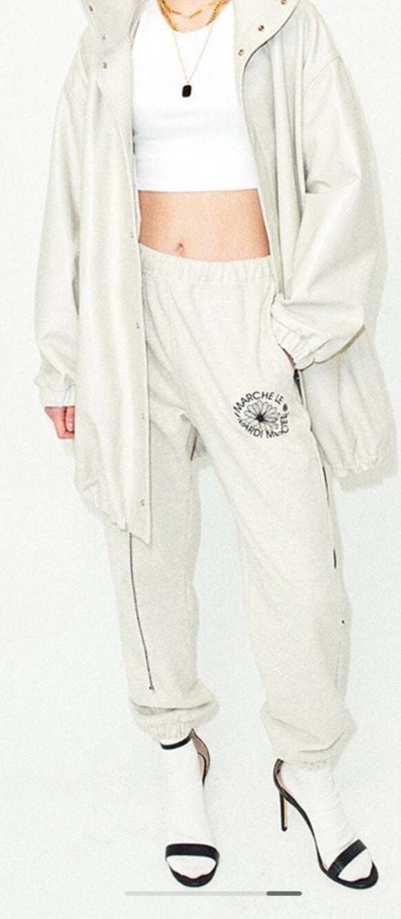 Mardi Mercredi Marche (One Size) Le Flower Logo Graphic Cotton Sweatpants